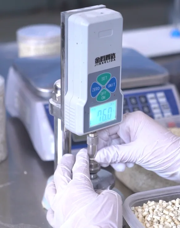 Clump hardness measurement